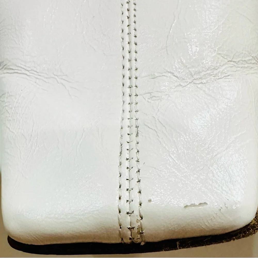 Bottega Veneta White Flats & Loafers - Picture 4 of 16